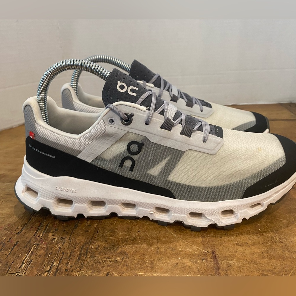 On Running Cloudvista Glacier Grey Black Sneakers Running Shoe Women Size US 8.5